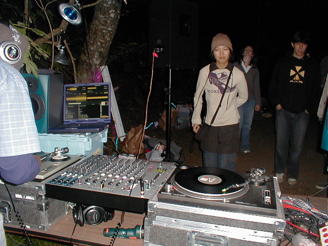 PIC00032